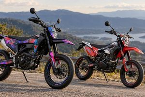 Мотард і Supermoto: особливості мотоциклів та вибір фото