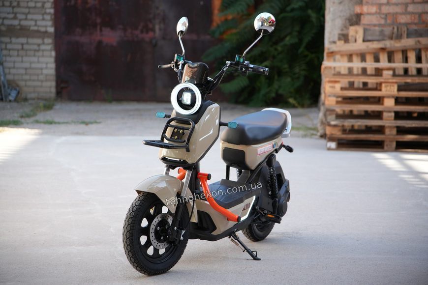 Електроскутер IDemo IRONWHEEL PRO BB150-LFP, Двигун 1500 Вт, 72V/20Ah SCO-00011115-29LFP фото
