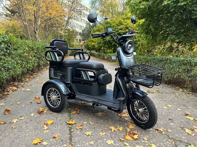 Электрический трицикл Corso &laquo;PROTEX&raquo; PR-702588, электродвигатель 1200W, аккумулятор72V/23Ah, колеса 300-12 181882 фото