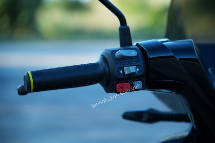 Електричний мопед Garow L2026 / W-4052 двигун 2999W, акумулятор літій-залізо-фосфатний 72V/48Ah, колеса 12&rsquo;&rsquo; 195665 фото