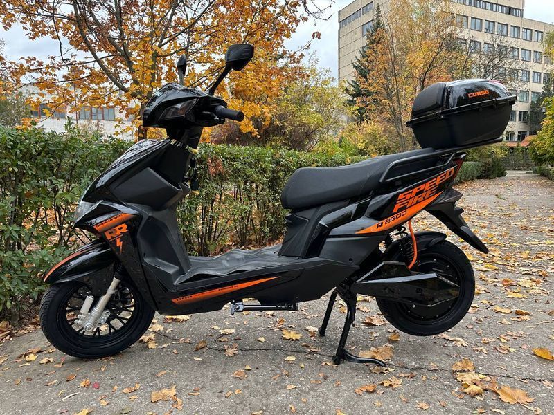 Електричний мопед Corso SpeedFire SF-478238 (1) електродвигун 2500W, акумулятор літій-залізо-фосфатний 72V/30Ah 182959 фото