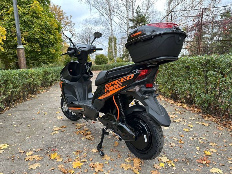 Електричний мопед Corso SpeedFire SF-478238 (1) електродвигун 2500W, акумулятор літій-залізо-фосфатний 72V/30Ah 182959 фото
