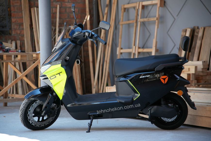 Електричний мопед Yadea GS70 2608 двигун 2000W, акум. графеновий 72V/23Ah, колеса 80/90-12&rsquo; 195307 фото